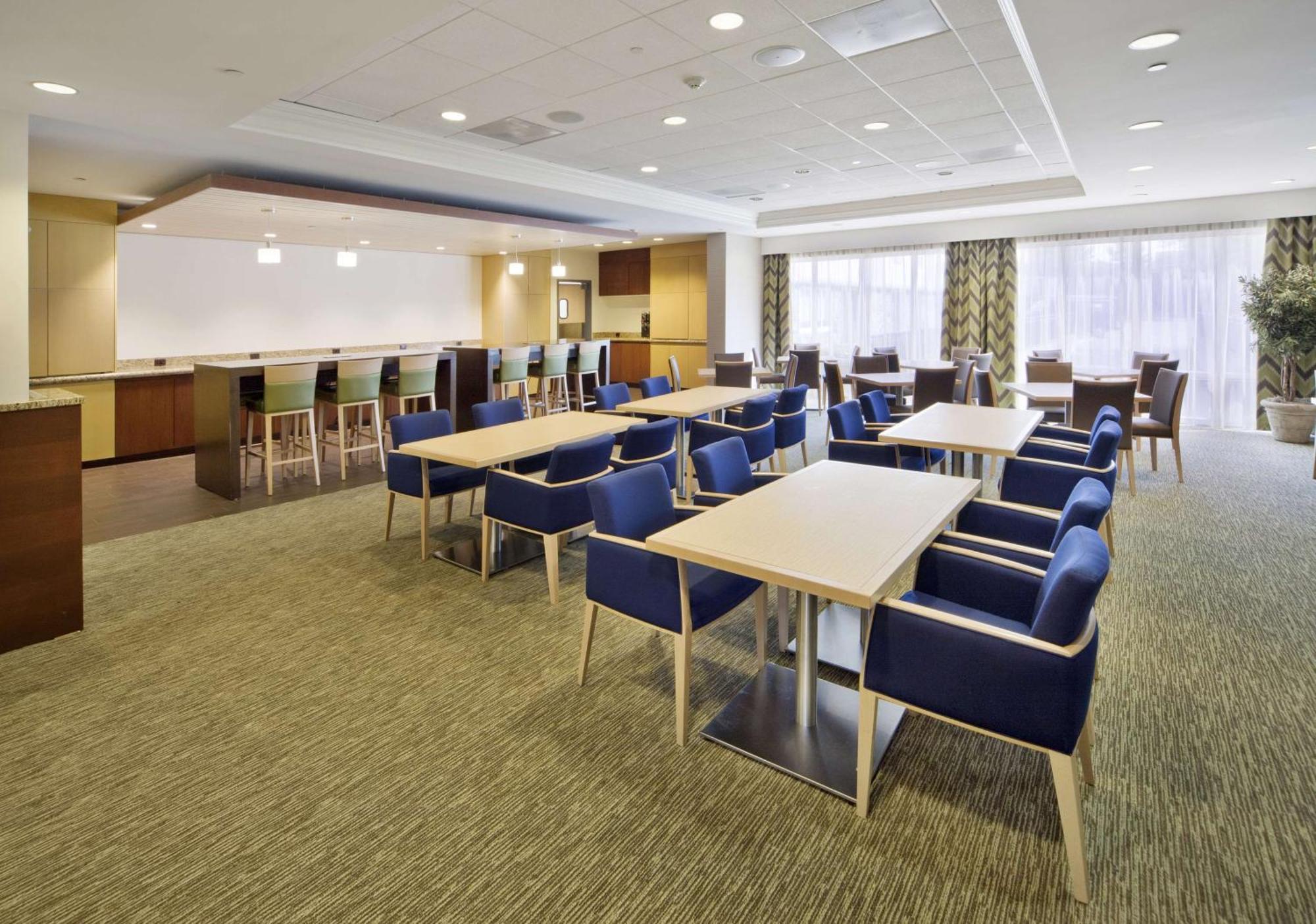 Hotel Doubletree By Hilton